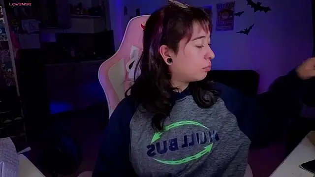 Snapshot of FernandaOrtegaaa chatting on 05/05/26, 12:40 FernandaOrtegaaa online show from 05/05/26, 12:40