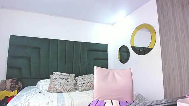 BarbaraKnox  online show from 01/12/25, 12:01