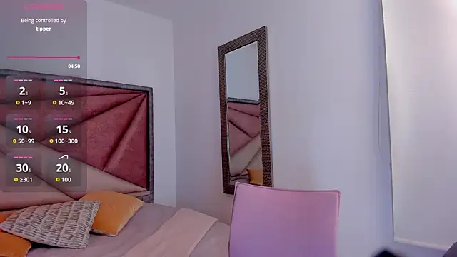 BarbaraKnox  online show from 11/12/25, 12:11