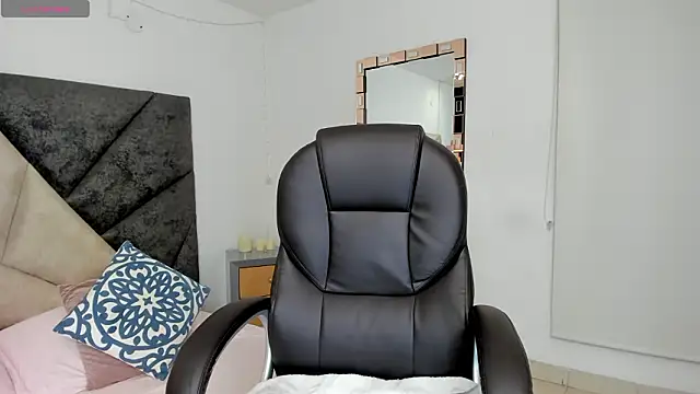 BarbaraKnox  online show from 02/12/26, 11:22