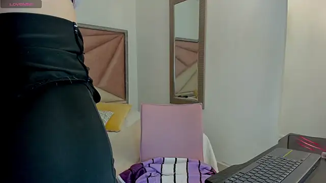 BarbaraKnox  online show from 04/22/26, 11:56