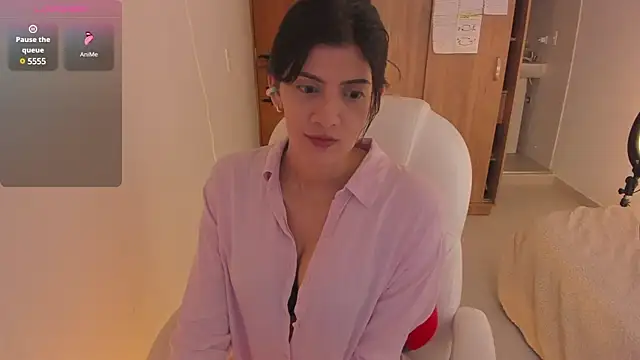 misstoya online show from 12/07/24, 11:45