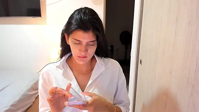 misstoya online show from 09/19/25, 03:19