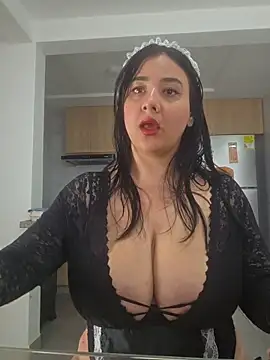 Snapshot of bigboobsrose1 chatting on 01/31/26, 10:30 bigboobsrose1 online show from 01/31/26, 10:30