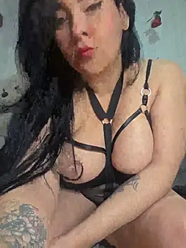 bigboobsrose1 online show from 05/12/26, 10:23