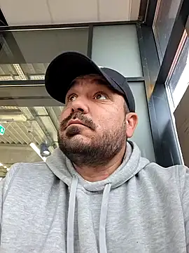 Futacisu online show from 11/30/25, 08:07