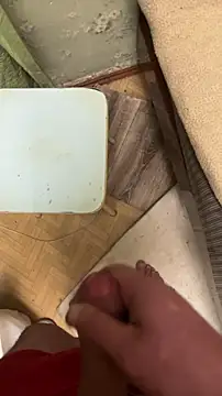 Snapshot of Ariel_Ari chatting on 12/17/25, 12:38 Ariel Ari online show from 12/17/25, 12:38