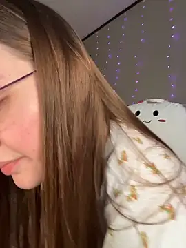 Snapshot of Sweetdee222x chatting on 11/10/25, 11:04 Sweetdee222x online show from 11/10/25, 11:04