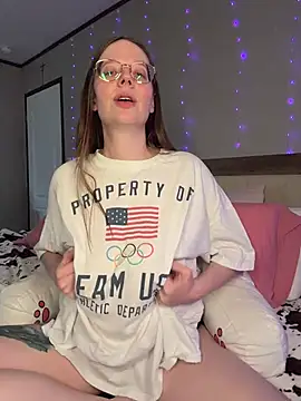 Snapshot of Sweetdee222x chatting on 02/06/26, 11:19 Sweetdee222x online show from 02/06/26, 11:19