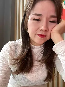 Efangfang online show from 02/06/25, 05:46