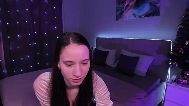 Snapshot of StaceySunny chatting on 12/07/24, 07:05 StaceySunny online show from 12/07/24, 07:05