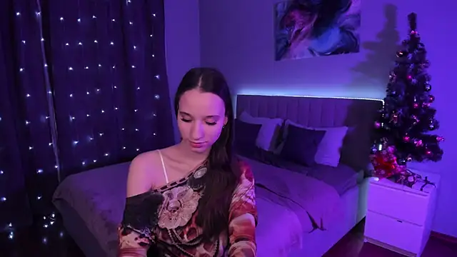 Snapshot of StaceySunny chatting on 12/21/24, 07:27 StaceySunny online show from 12/21/24, 07:27