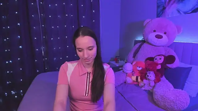 Snapshot of StaceySunny chatting on 02/13/25, 11:39 StaceySunny online show from 02/13/25, 11:39