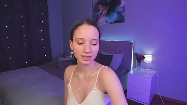 Snapshot of StaceySunny chatting on 02/20/25, 11:31 StaceySunny online show from 02/20/25, 11:31