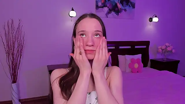 Snapshot of StaceySunny chatting on 02/26/26, 05:12 StaceySunny online show from 02/26/26, 05:12