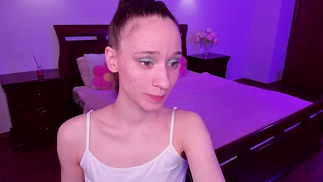 StaceySunny online show from 04/12/26, 05:07