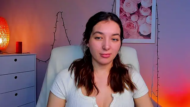 Snapshot of Meagn_Extasy chatting on 01/08/25, 08:29 Meagn Extasy online show from 01/08/25, 08:29