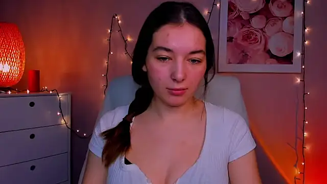 Snapshot of Meagn_Extasy chatting on 01/18/25, 10:39 Meagn Extasy online show from 01/18/25, 10:39