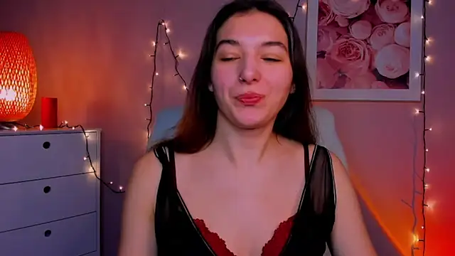 Snapshot of Meagn_Extasy chatting on 01/19/25, 10:39 Meagn Extasy online show from 01/19/25, 10:39