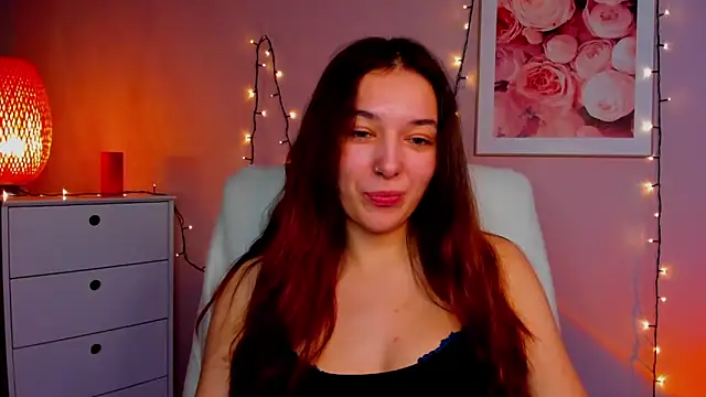 Snapshot of Meagn_Extasy chatting on 02/04/25, 08:28 Meagn Extasy online show from 02/04/25, 08:28