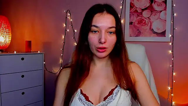 Snapshot of Meagn_Extasy chatting on 02/07/25, 11:01 Meagn Extasy online show from 02/07/25, 11:01