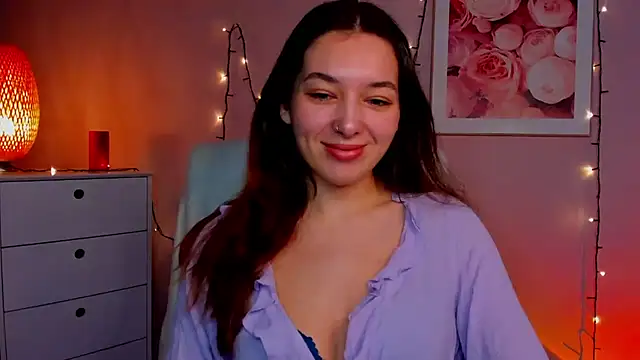 Snapshot of Meagn_Extasy chatting on 02/11/25, 02:24 Meagn Extasy online show from 02/11/25, 02:24