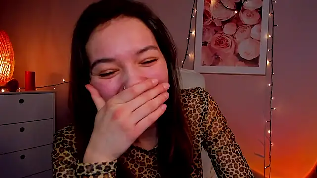 Snapshot of Meagn_Extasy chatting on 02/20/25, 05:51 Meagn Extasy online show from 02/20/25, 05:51