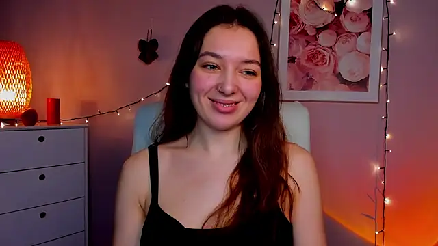 Snapshot of Meagn_Extasy chatting on 02/21/25, 11:33 Meagn Extasy online show from 02/21/25, 11:33