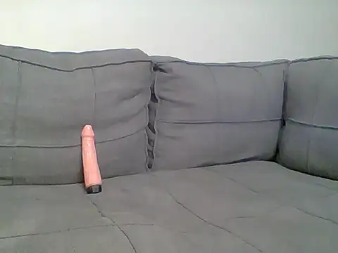 Aiyola online show from 11/25/25, 10:48