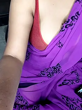 Snapshot of Adwithaa chatting on 12/22/25, 04:04 Adwithaa online show from 12/22/25, 04:04