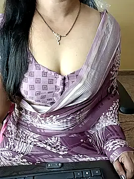 Snapshot of Adwithaa chatting on 01/08/26, 05:54 Adwithaa online show from 01/08/26, 05:54