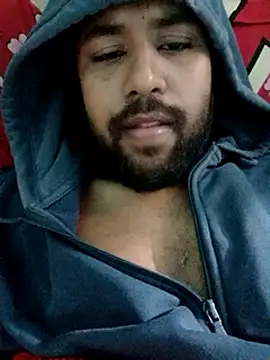 Snapshot of zakly69 chatting on 02/04/25, 11:27 zakly69 online show from 02/04/25, 11:27