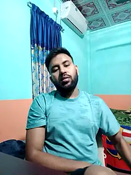 Snapshot of zakly69 chatting on 02/17/25, 01:21 zakly69 online show from 02/17/25, 01:21