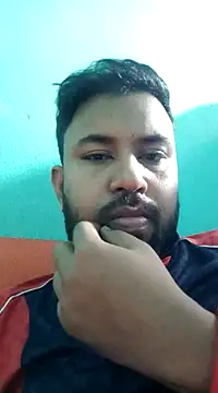 Snapshot of zakly69 chatting on 02/19/25, 12:14 zakly69 online show from 02/19/25, 12:14