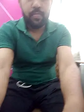 Snapshot of zakly69 chatting on 11/03/25, 08:48 zakly69 online show from 11/03/25, 08:48