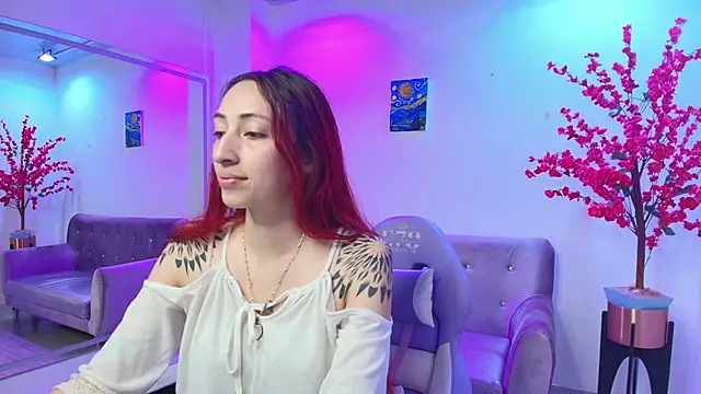 Snapshot of Vermelha_Gremory_ chatting on 09/15/25, 07:14 Vermelha Gremory  online show from 09/15/25, 07:14