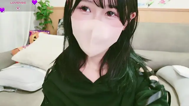 Conatsu online show from 10/25/25, 06:10