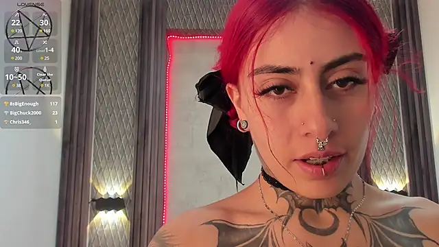 selene red  online show from 01/31/25, 05:42