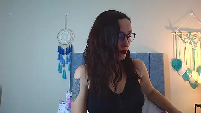 IberianMoonMK online show from 10/30/25, 06:08