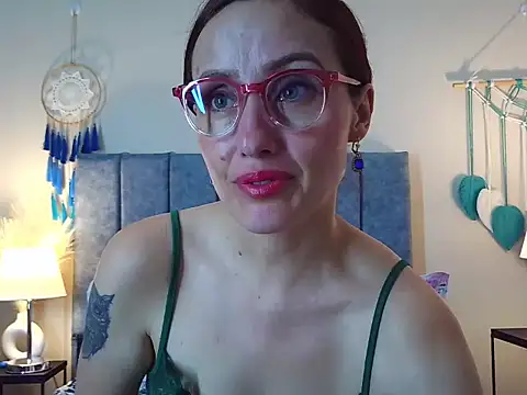 IberianMoonMK online show from 02/08/26, 06:00