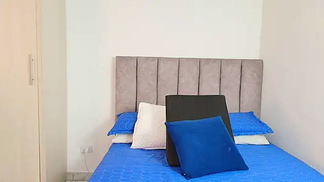 karina lewis  online show from 01/15/25, 03:11