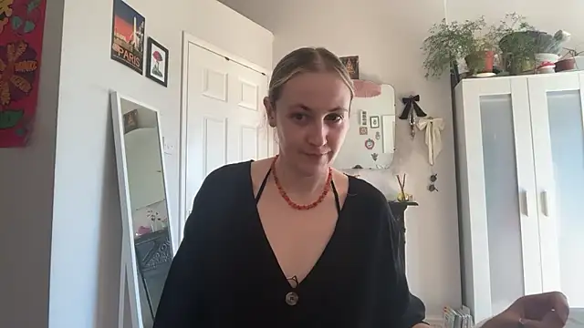 Littlelolo60 online show from 04/24/26, 01:35