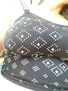Snapshot of room_24funn chatting on 01/14/25, 07:43 room 24funn online show from 01/14/25, 07:43