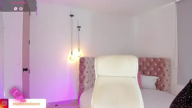 madisson davon online show from 10/02/25, 12:45