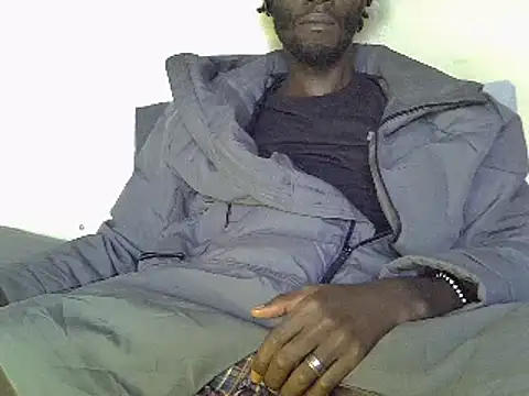 Snapshot of Delicious-D chatting on 01/17/25, 06:47 Delicious-D online show from 01/17/25, 06:47