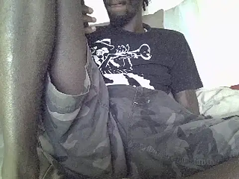 Snapshot of Delicious-D chatting on 01/28/25, 08:04 Delicious-D online show from 01/28/25, 08:04