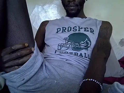 Snapshot of Delicious-D chatting on 02/14/25, 07:38 Delicious-D online show from 02/14/25, 07:38
