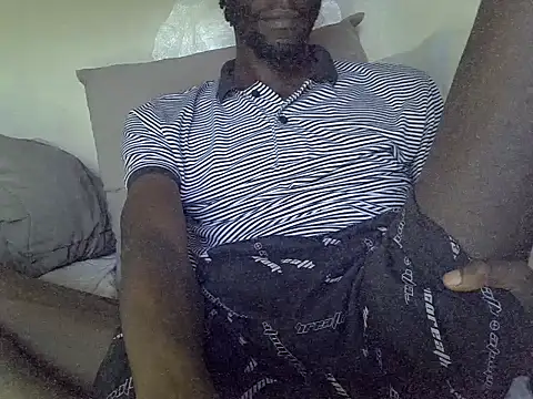 Snapshot of Delicious-D chatting on 02/20/25, 11:09 Delicious-D online show from 02/20/25, 11:09