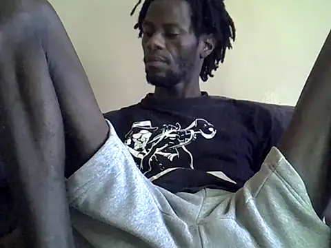 Snapshot of Delicious-D chatting on 10/10/25, 10:25 Delicious-D online show from 10/10/25, 10:25