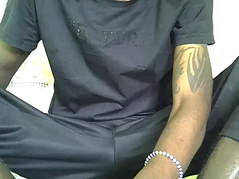 Delicious-D online show from 05/16/26, 06:54